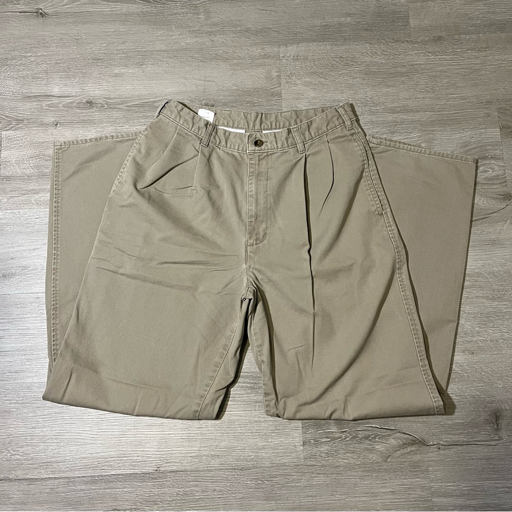 Dockers Khaki Pants - W30” L32”